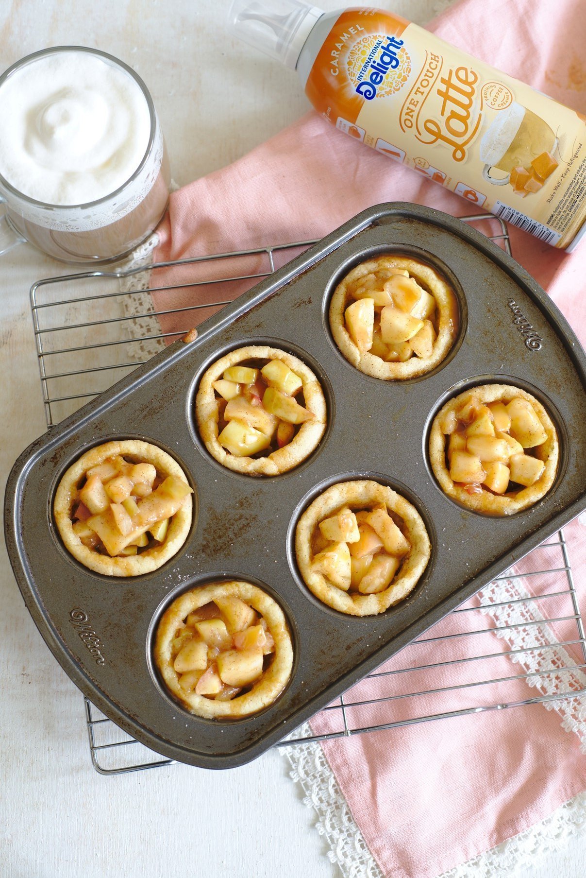 Apple Cookie Cups